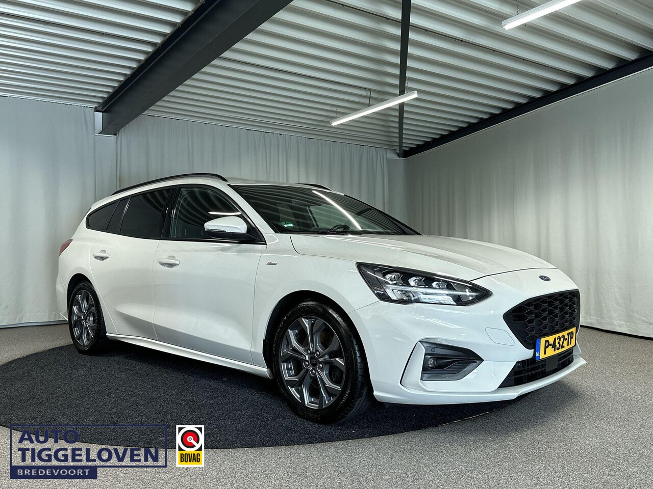 Ford Focus Wagon - 1.0 EcoBoost Hybrid ST Line X Business 1.0 EcoBoost Hybrid ST Line X Business - AutoWereld.nl
