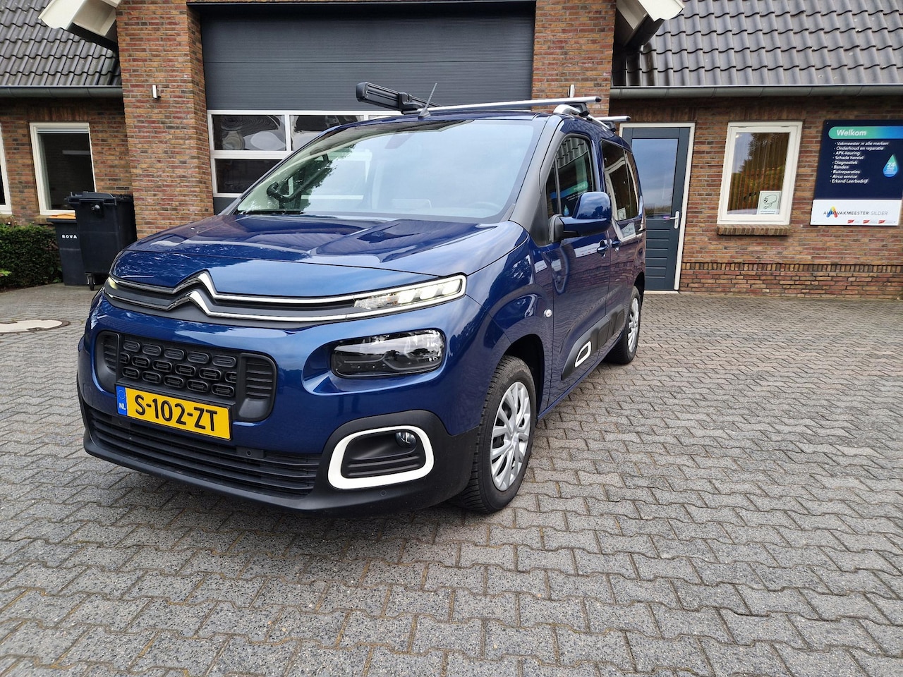 Citroën Berlingo - 1.2 PureTech Feel MINI CAMPER - AutoWereld.nl