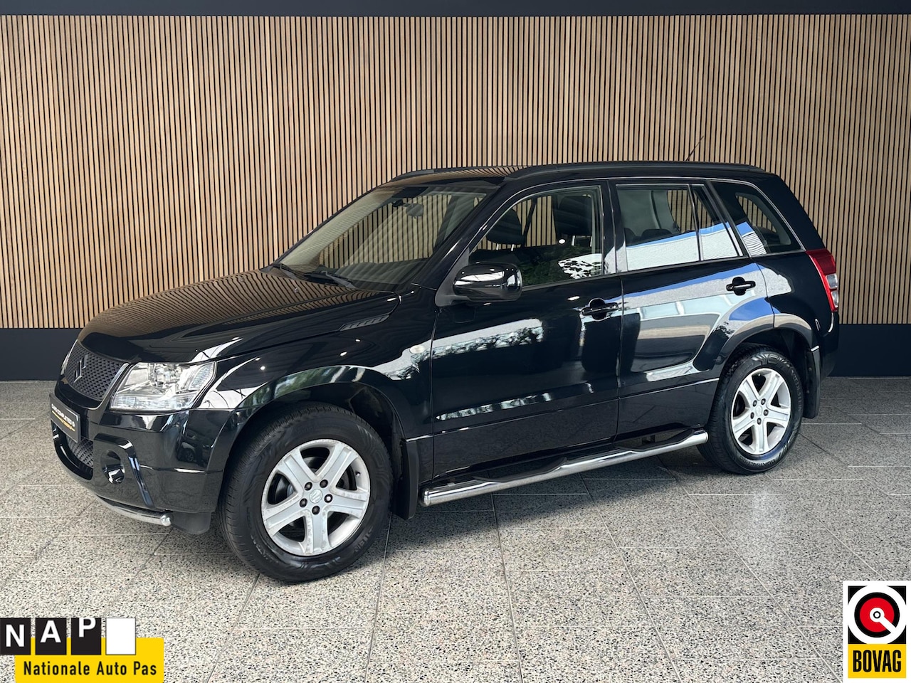 Suzuki Grand Vitara - 2.0-16V Exclusive NL auto | Automaat - AutoWereld.nl
