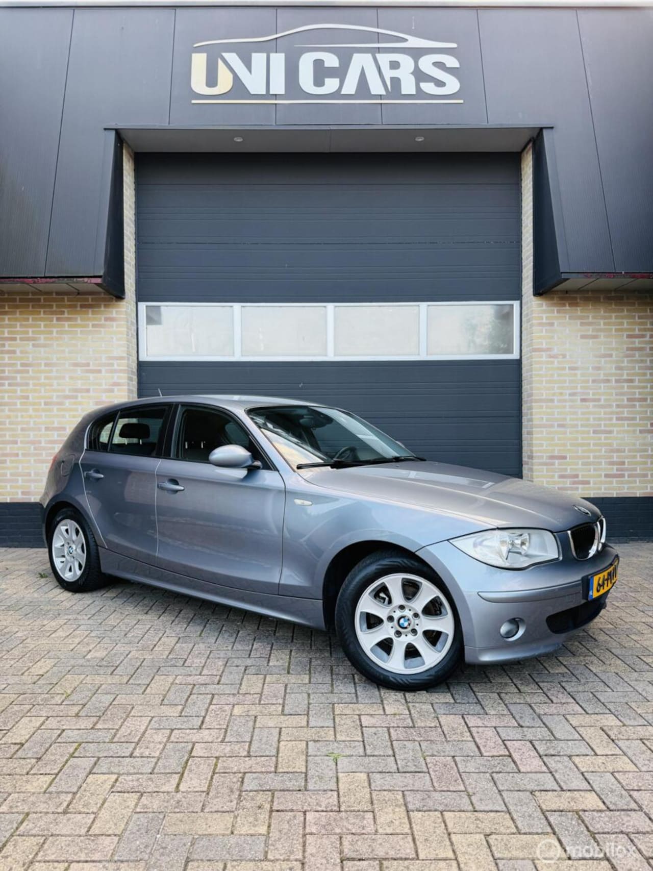 BMW 1-serie - 116i high Executive|Clima|Cruis||PdcLM 16|APK - AutoWereld.nl