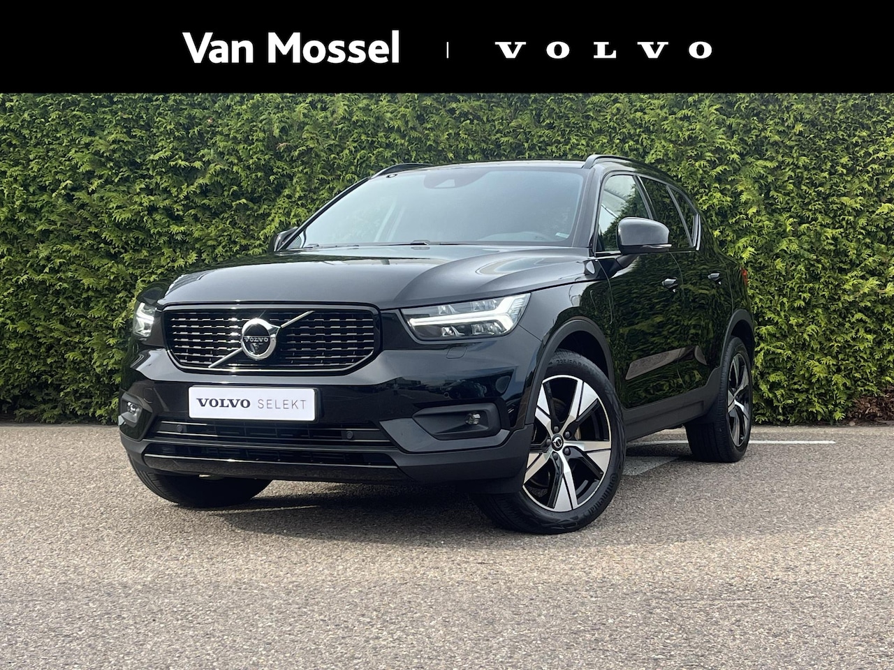 Volvo XC40 - T4 Recharge R-Design | 360 Camera | Keyless | Stoelverwarming - AutoWereld.nl