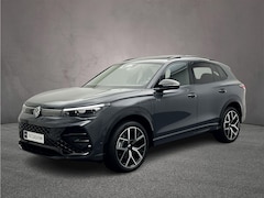 Volkswagen Tiguan - R-Line Edition 1.5 TSI eHybrid 272pk DSG Automaat Trekhaak, Black Style, Panoramadak, Adap