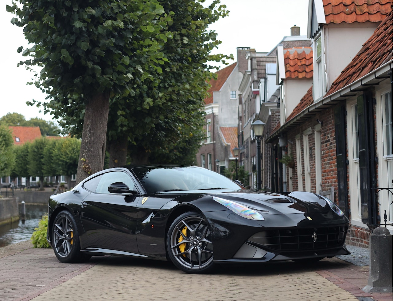 Ferrari F12 - 6.3 Berlinetta | 1e eigenaar - New Power - Nose Lift - AutoWereld.nl