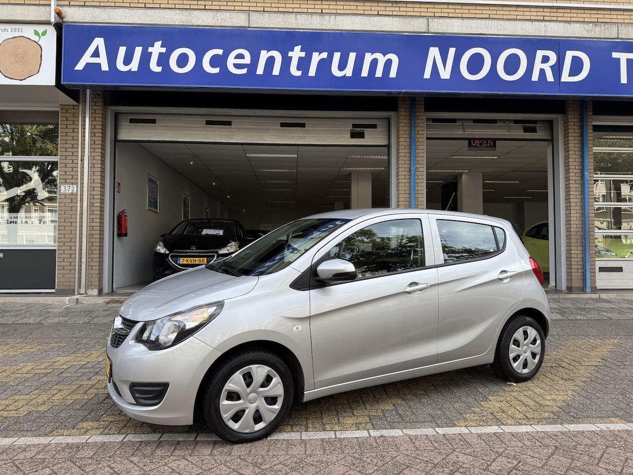 Opel Karl - 1.0 ecoFLEX Edition 32875KM! NAP | 1e Eigenaar | Airco | Cruise Control | Bluetooth | Deal - AutoWereld.nl