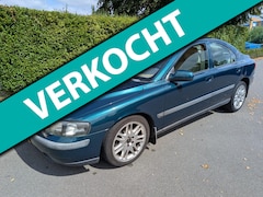 Volvo S60 - 2.5 T AWD Geartronic automaat 4x4 awd