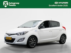 Hyundai i20 - 1.2 HP i-Motion | Cruise control | Trekhaak | All-seasonbanden