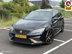 SEAT Leon ST - 2.0 TSI 4DRIVE CUPRA PANO|BREMBO|BEATS|CARBON|