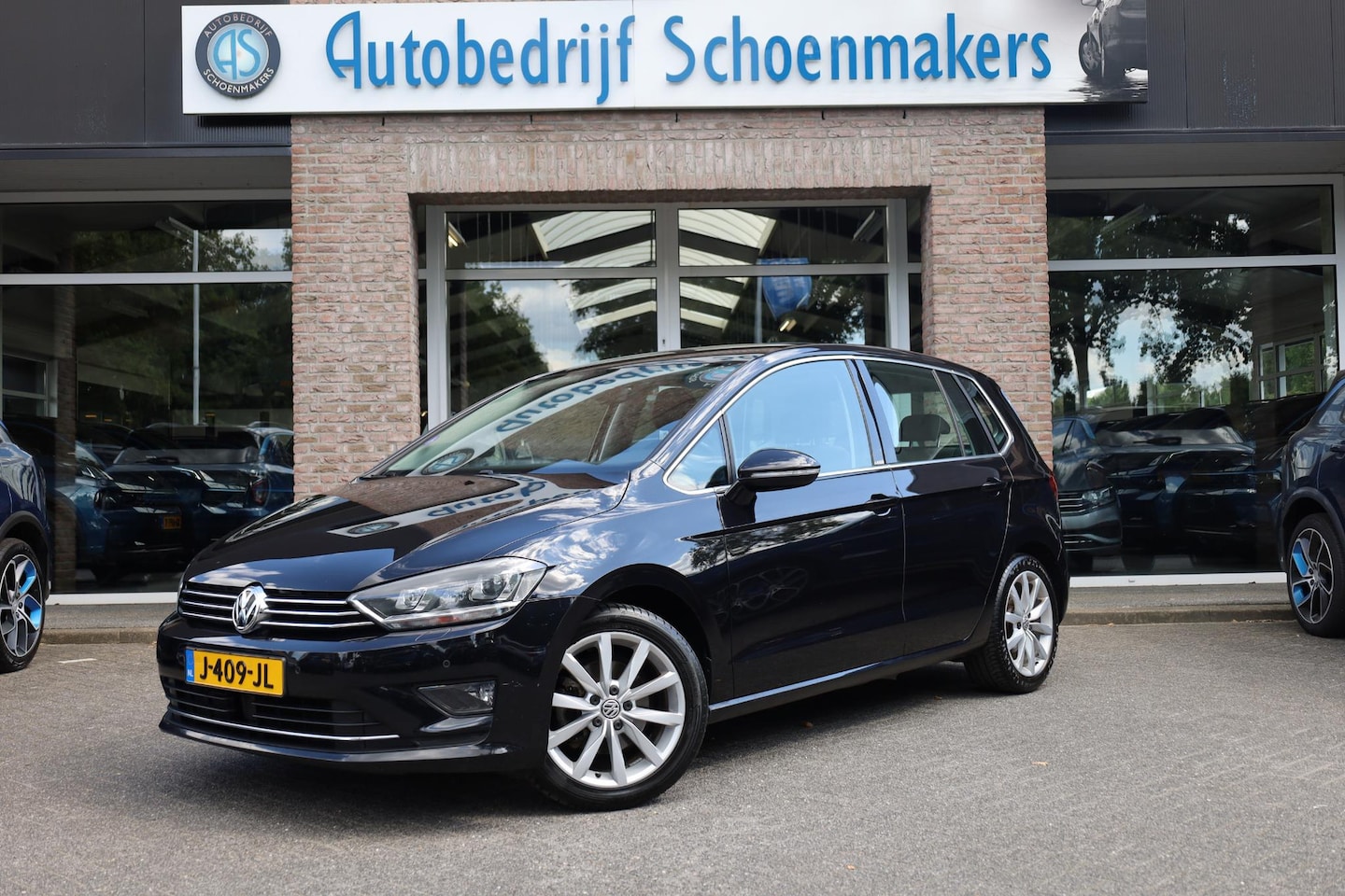 Volkswagen Golf Sportsvan - 1.4 TSI Highline TREKHAAK ALCANTARA STOELVERW. CRUISE CLIMA NAVI 2XPDC 17''LMV - AutoWereld.nl