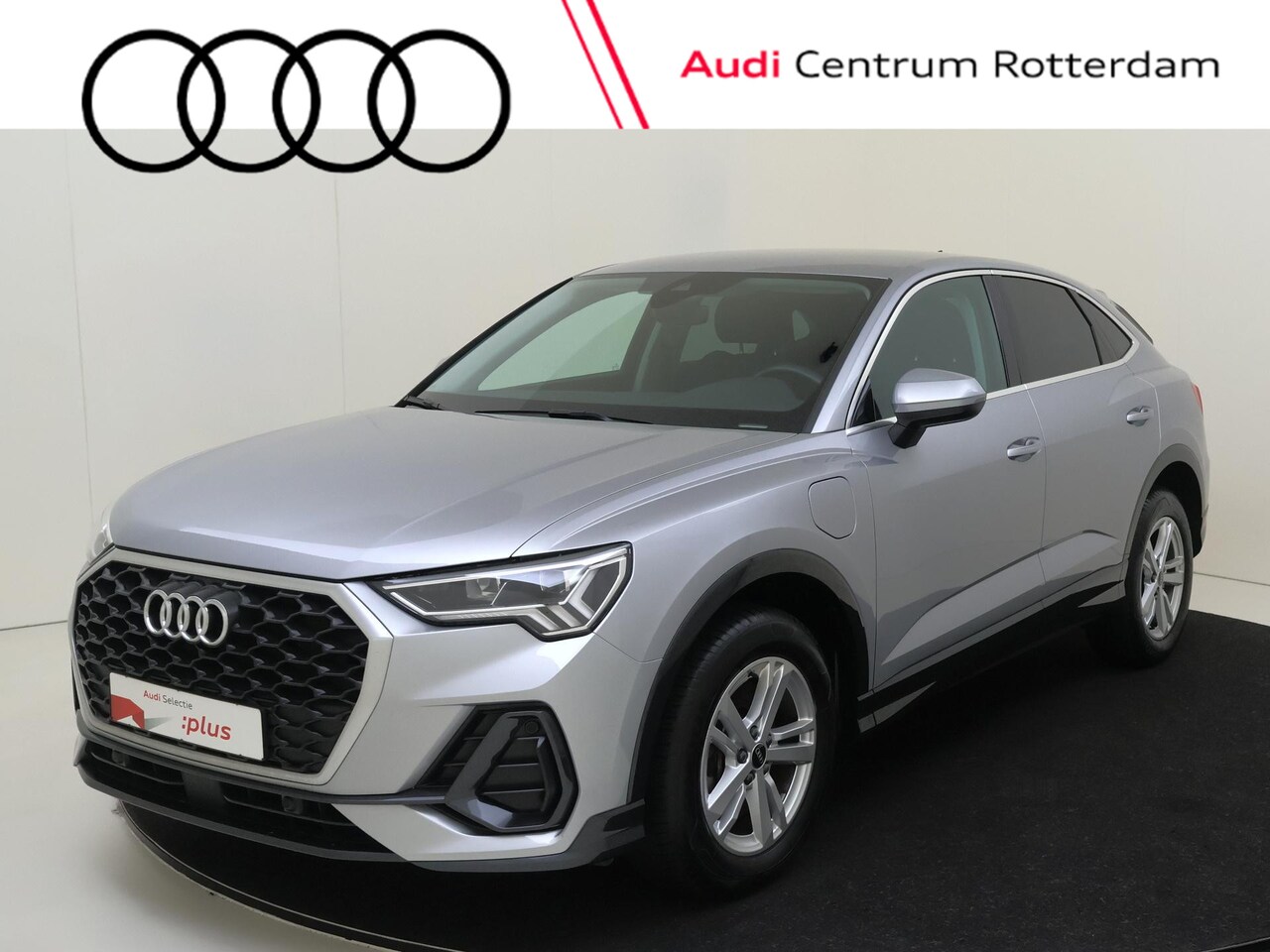 Audi Q3 Sportback - 45 TFSI e Advanced Edition | Keyless | Dodehoek detectie | CarPlay | Stoelverwarming | Par - AutoWereld.nl