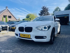 BMW 1-serie - 116d High Executive Sport / Leder / Dak / PDC / Navi