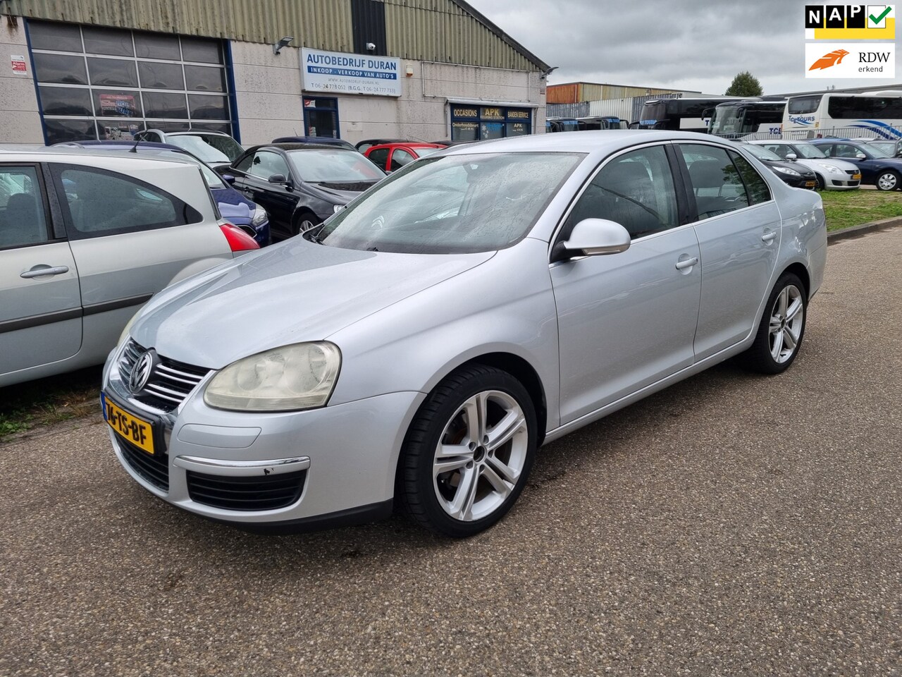 Volkswagen Jetta - 1.6 Comfortline 75kw Clima! Bj:2007 NAP! - AutoWereld.nl