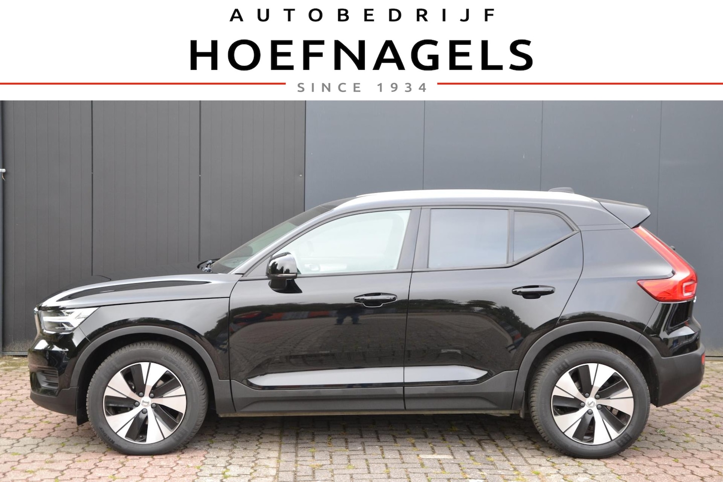 Volvo XC40 - 1.5 T2 Momentum Business * Automaat * Navi * Camera * - AutoWereld.nl