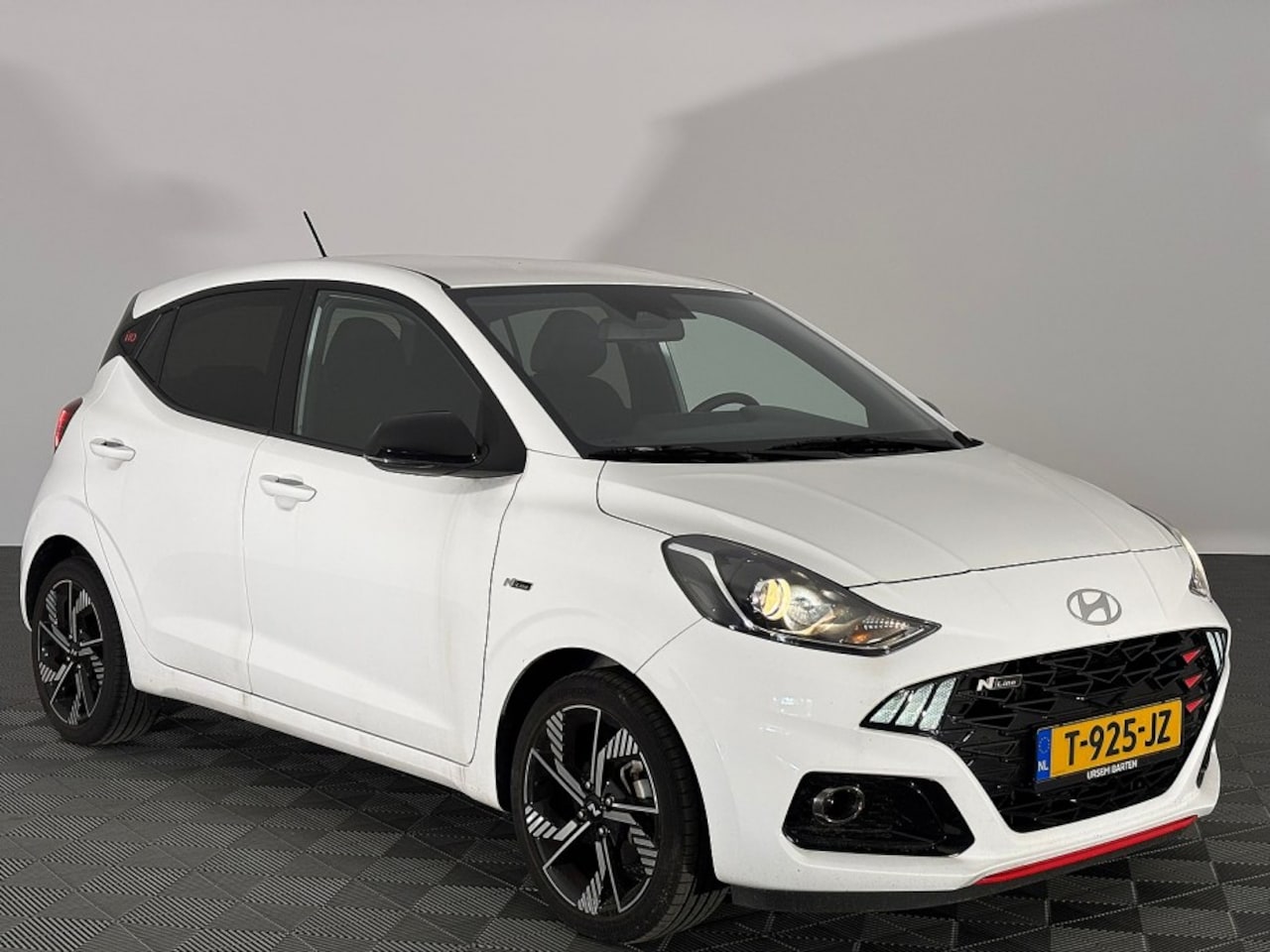 Hyundai i10 - 1.0 T-GDI N Line 5-zits | NAVI | CAMERA | CARPLAY | LAGE KM-STAND - AutoWereld.nl