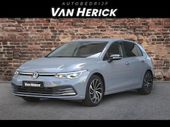 Volkswagen Golf - 1.5 TSI 130PK Active | Navi | Winterpakket | LED Matrix