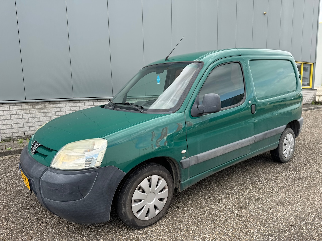 Peugeot Partner - 190C 2.0 HDI Avantage 190C 2.0 HDI Avantage - AutoWereld.nl
