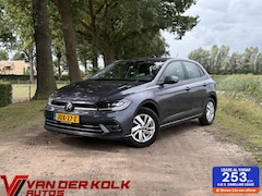 Volkswagen Polo - 1.0 TSI Style Automaat CarPlay Navi Adaptive Cruise Lichtmetaal Sensoren