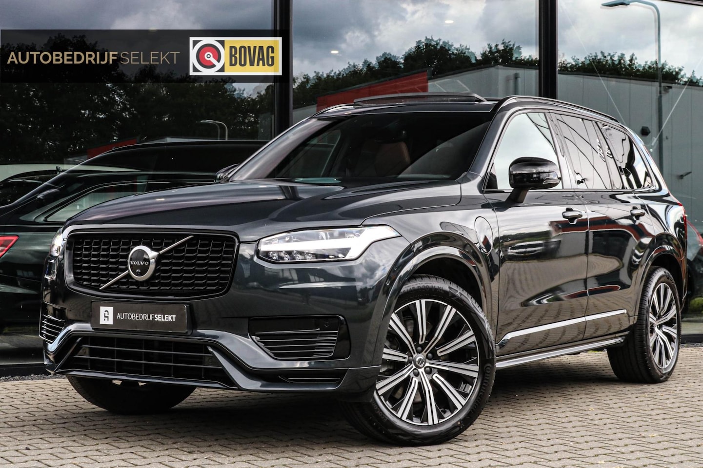 Volvo XC90 - 2.0 T8 R-Design - PANO - LUCHTVERING - HARMAN KARDON - AutoWereld.nl