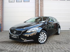 Volvo V40 - 1.6 T4 Momentum Automaat/N.a.p./Dealer onderhouden