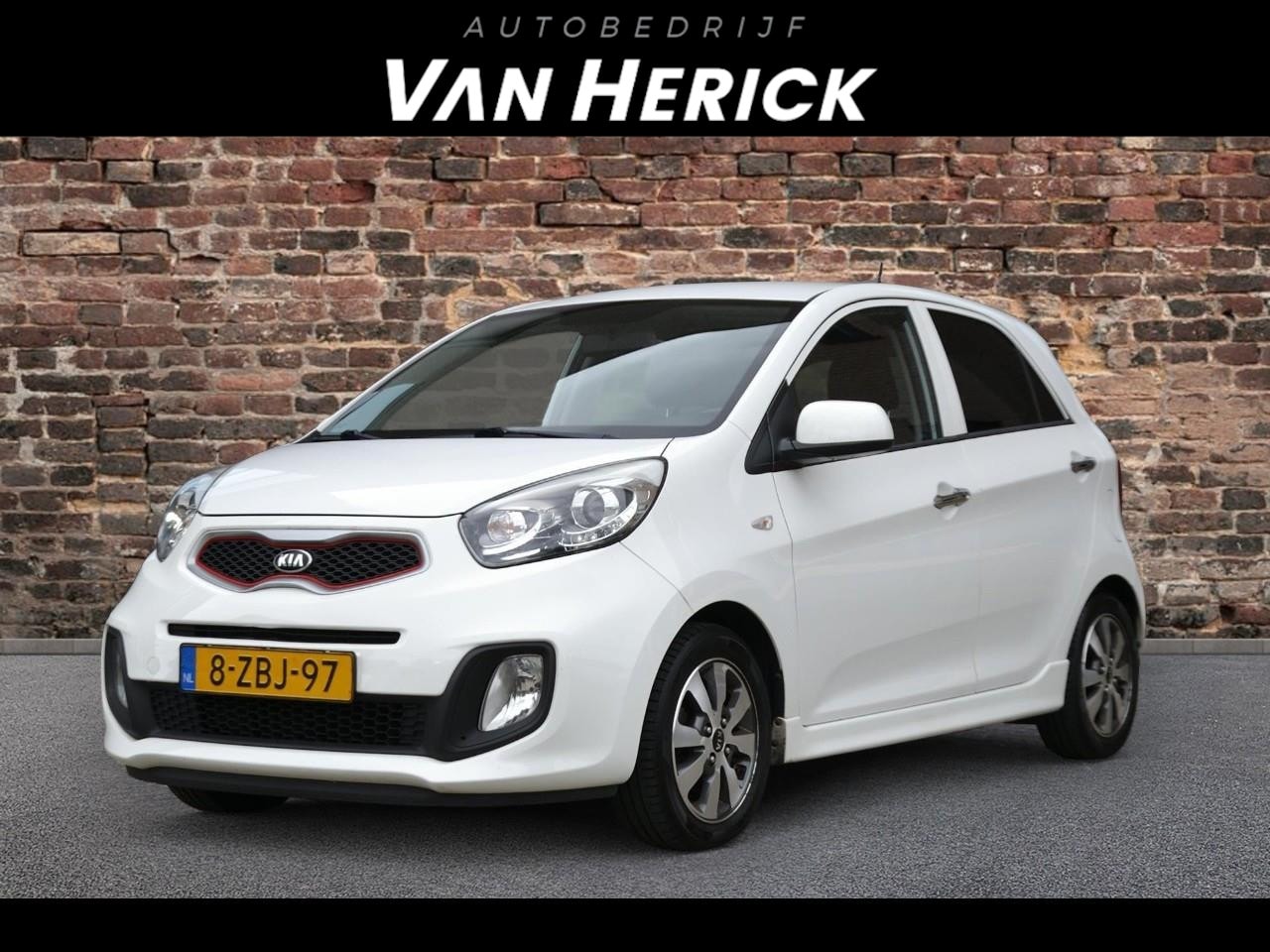Kia Picanto - 1.0 CVVT 5 deurs X-treme | Airco | Leer | Nette staat - AutoWereld.nl