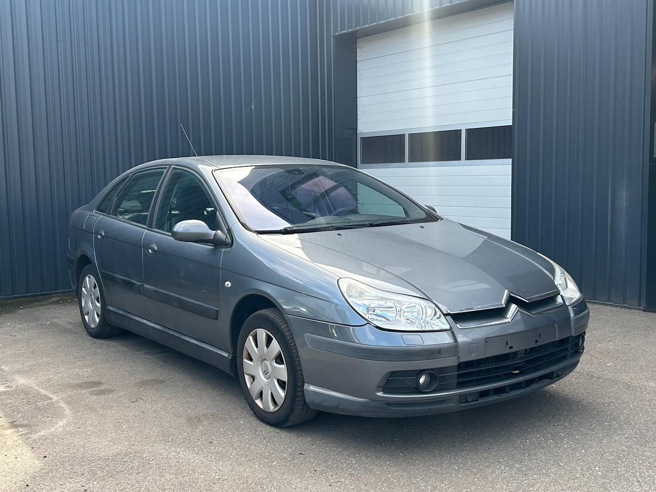 Citroën C5 - 1.8-16V Ligne Prestige 1.8-16V Ligne Prestige - AutoWereld.nl