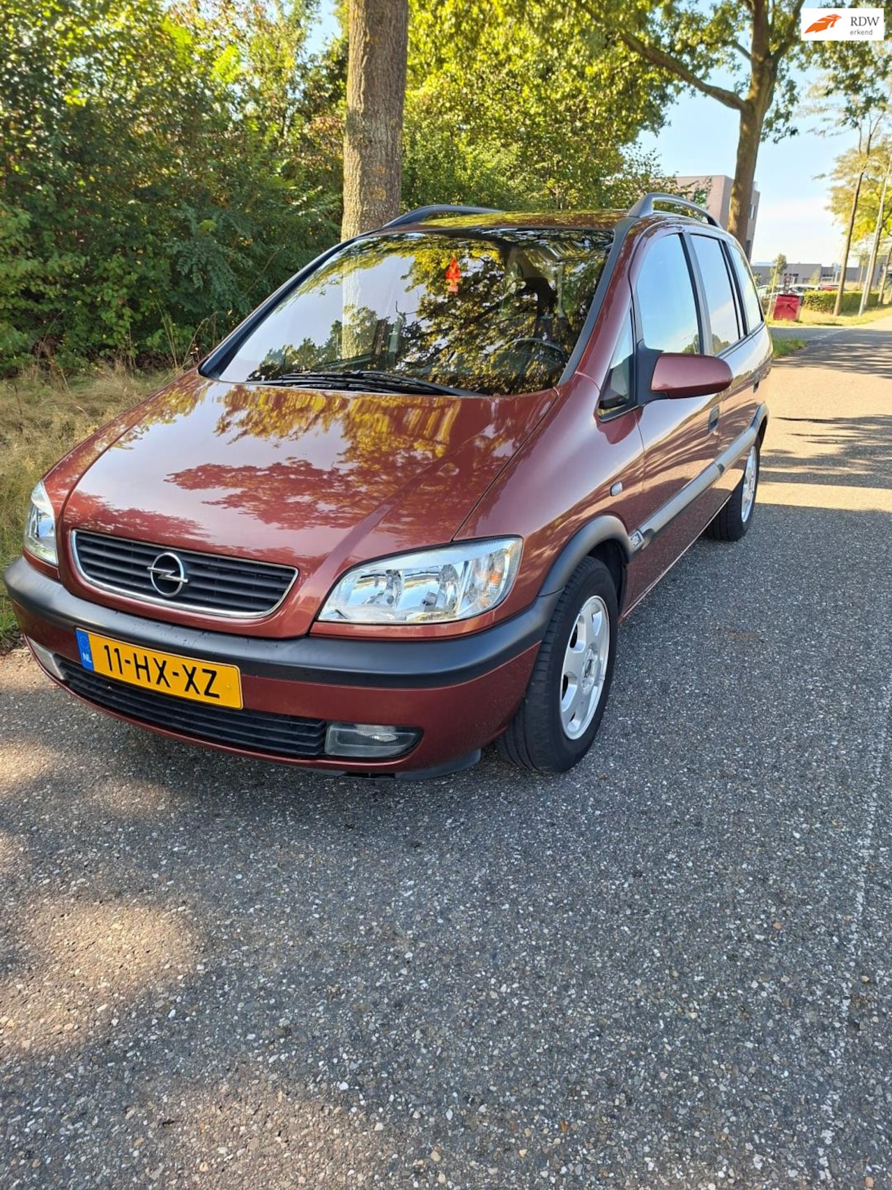 Opel Zafira - 2.2-16V Elegance heel mooi en goed - AutoWereld.nl