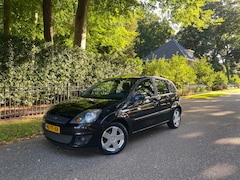 Ford Fiesta - 1.3-8V Futura Airco, 5-Deurs, Schuifdak