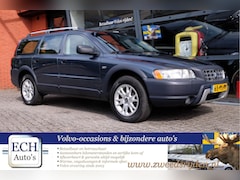 Volvo XC70 - 2.5T 210 pk AWD Momentum, Leer, Stoelverwarming, Trekhaak