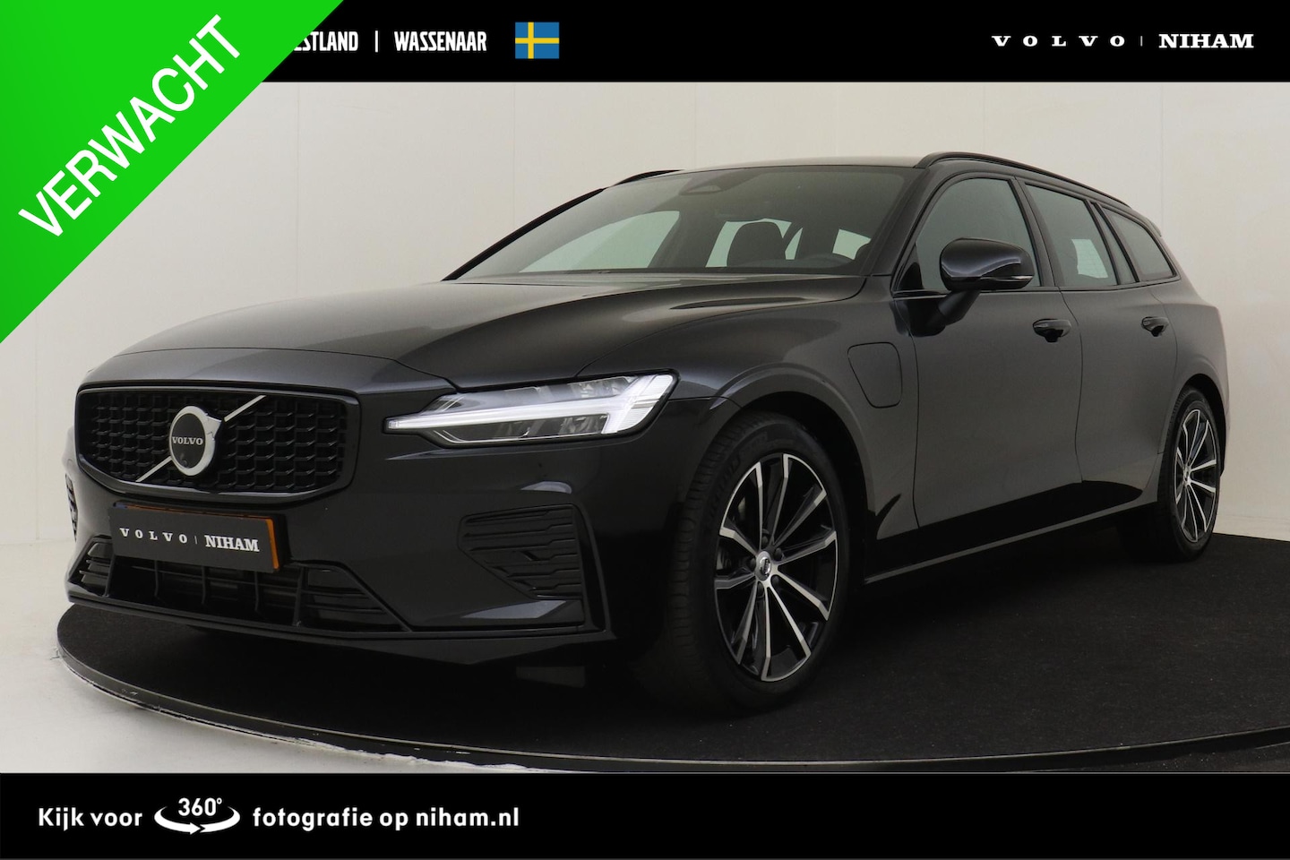 Volvo V60 - T6 PLUG-IN HYBRID AWD PLUS DARK -HARMAN/KARDON|360°CAM|BLIS|TREKHAAK|POWER-SEATS - AutoWereld.nl
