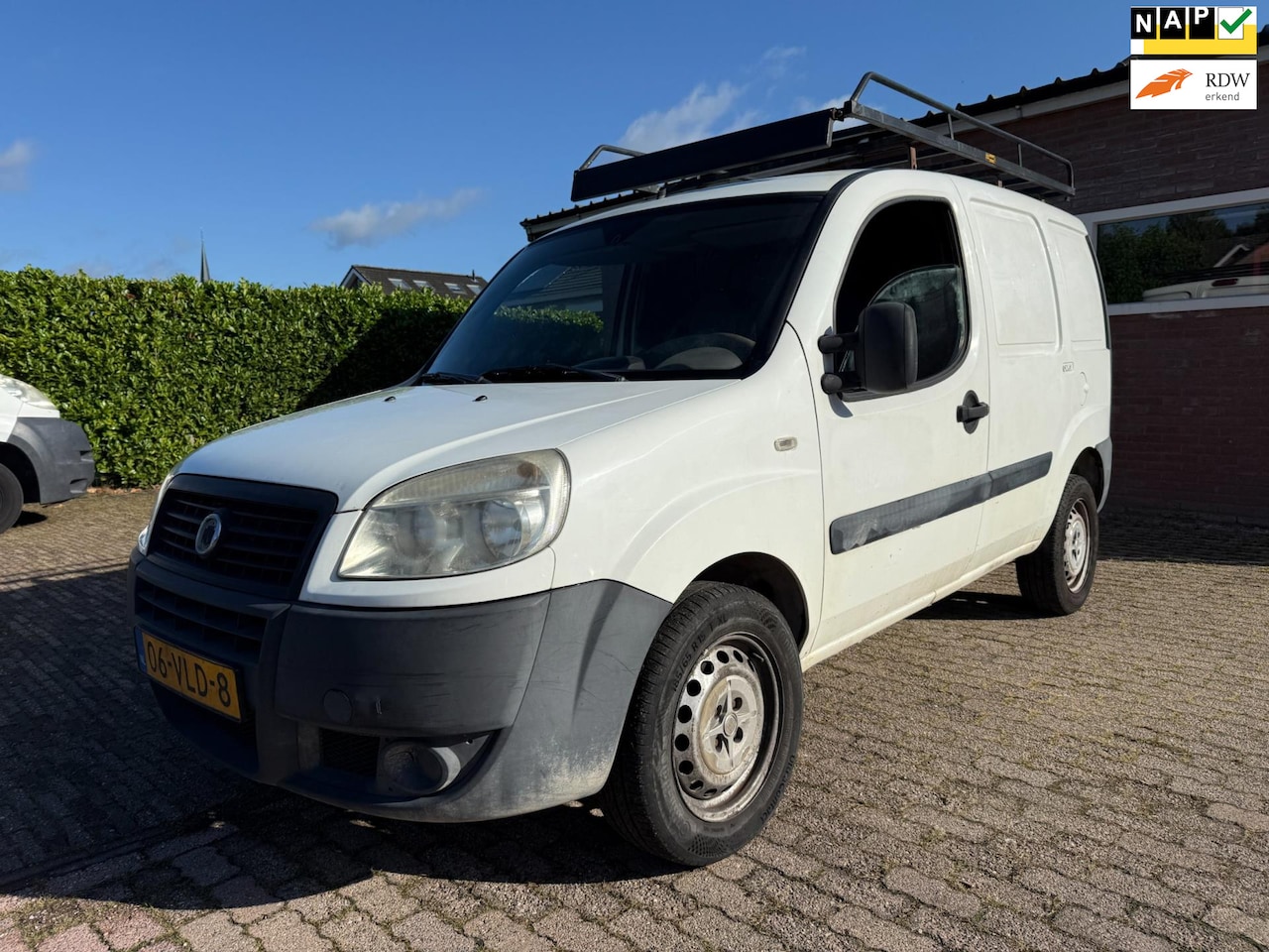 Fiat Doblò - 1.3 MultiJet Basis APK 3-12-2025 trekhaak incl btw - AutoWereld.nl