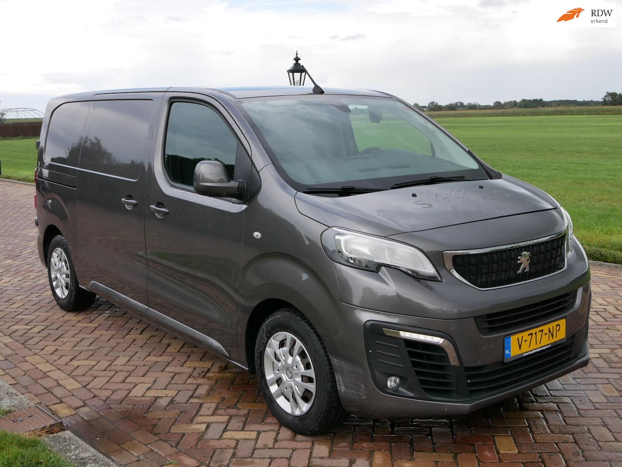 Peugeot Expert - 227S 2.0 BlueHDI 180 Premium Pack AUT ** 6899 EX BTW ** - AutoWereld.nl