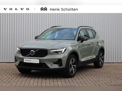 Volvo XC40 - 2.0 B4 Plus Dark | Achteruitrijcamera | Voorruit verwarming | Semi elektrische trekhaak| S