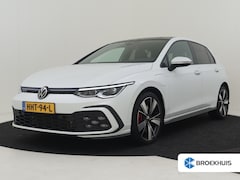 Volkswagen Golf - 1.4 eHybrid GTE 245pk Panorama dak | Dodehoekdetectie | Mistlampen led | Park assist | Nav