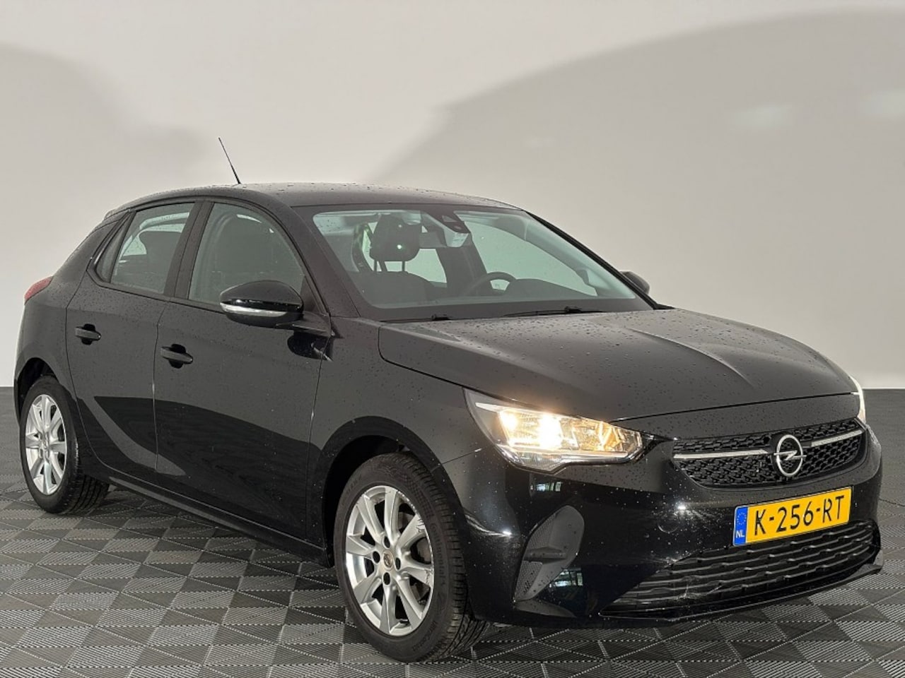 Opel Corsa - 1.2 Edition 5-drs | CARPLAY | AIRCO | VELGEN - AutoWereld.nl