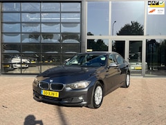 BMW 3-serie - 320i Executive, Automaat, Navigatie