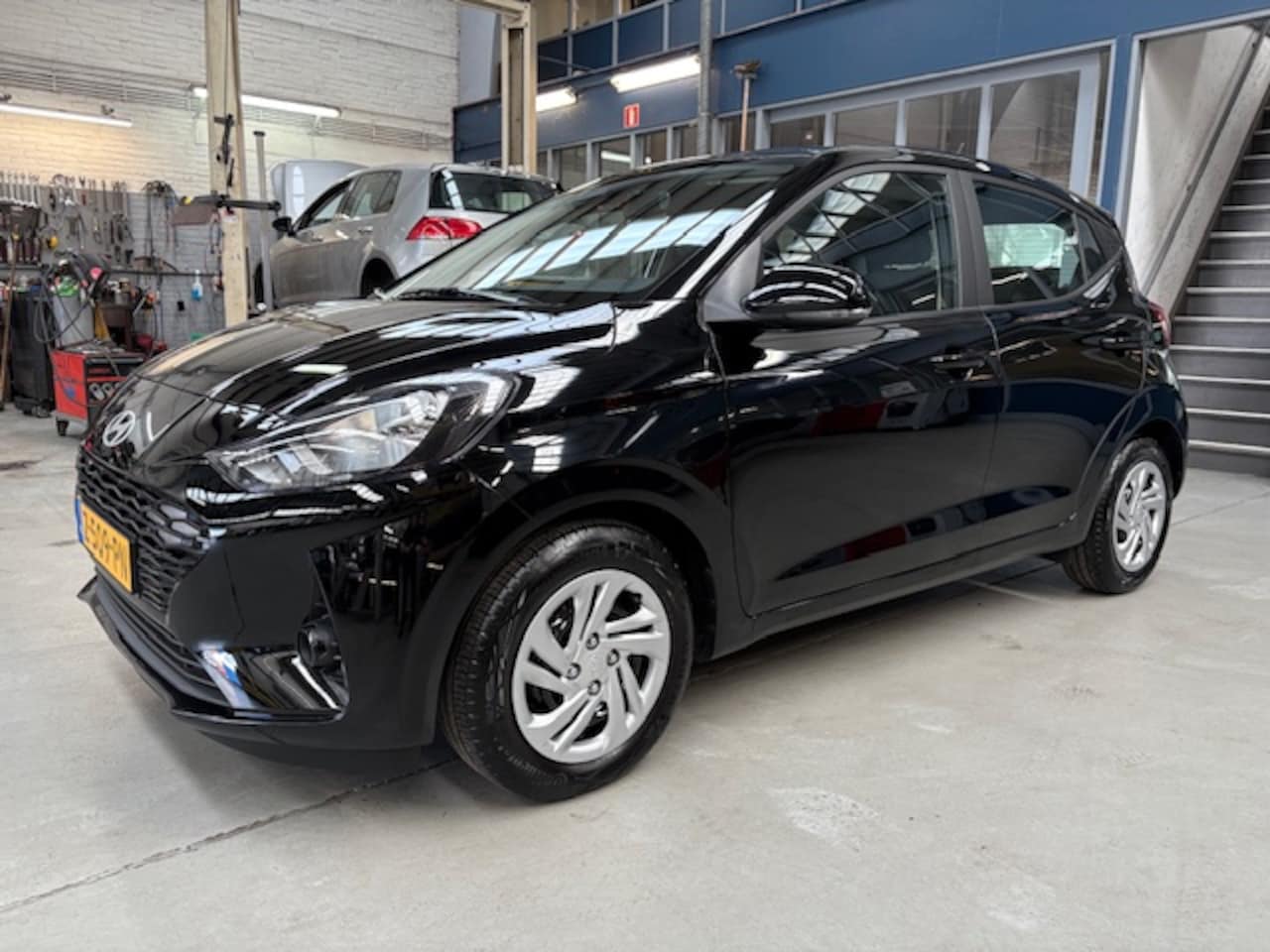 Hyundai i10 - 1.0i 67pk Comfort | Apple carplay / Android auto | Airco | Cruise control | NAP | Rijklaar - AutoWereld.nl