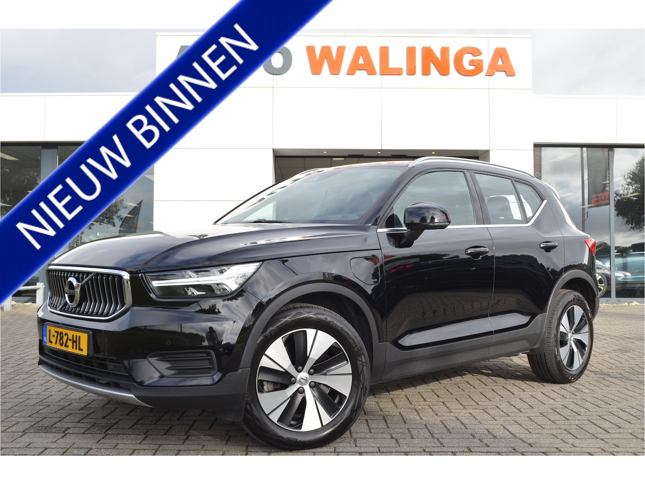 Volvo XC40 - 1.5 T4 Recharge Inscription Pilot Assist | a.Camera | Carplay | Stuur + Stoelverwarming | - AutoWereld.nl
