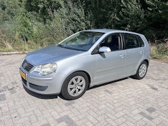 Volkswagen Polo - 1.4 TDI Trendline BlueMotion