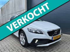 Volvo V40 Cross Country - 1.6i T4 Momentum CLIMA NAVI PDC