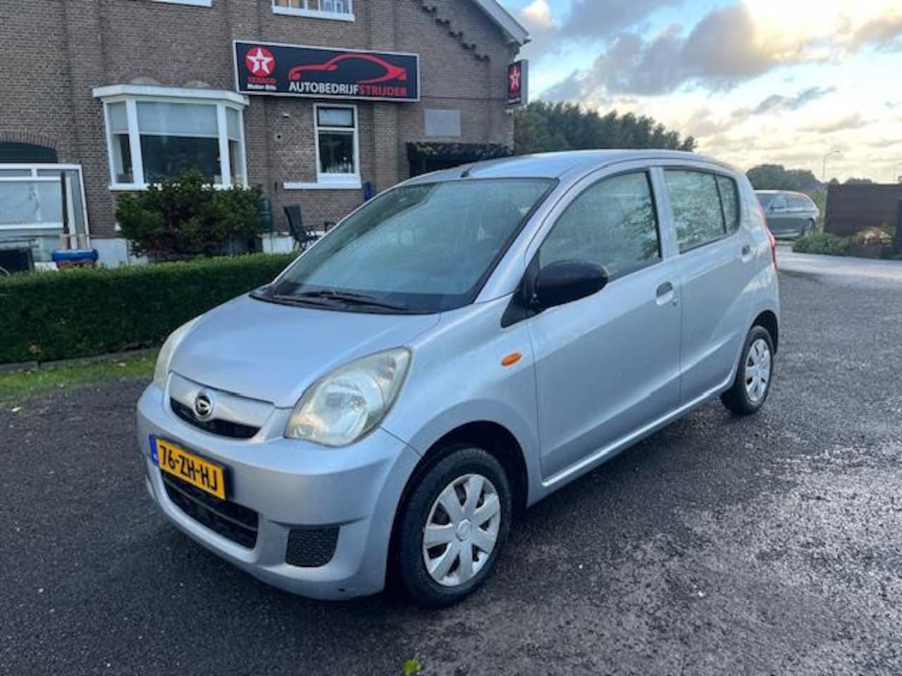 Daihatsu Cuore - 1.0 Trend 1.0 Trend - AutoWereld.nl