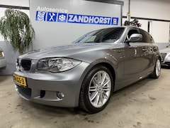 BMW 1-serie - 118i Business Line Sport Automaat