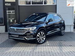 Volkswagen Touareg - 3.0 TSi 4MOTION Elegance Hybrid