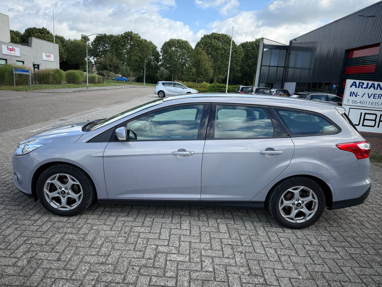 Ford Focus Wagon - 1.6 TI-VCT Lease Trend 1.6 TI-VCT Lease Trend - AutoWereld.nl