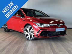 Volkswagen Golf - 1.5 eTSI R-Line PANO | DCC | H/K | NL