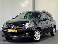 Renault Clio Estate - 1.6-16V Dyn. AUTOMAAT [ trekhaak pano NAP ]