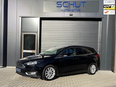 Ford Focus Wagon - 125pk Titanium NAVI | CLIMA | CRUISE CONTROL | STOELVERWARMING | APK 2027 | PARKASSIST | S