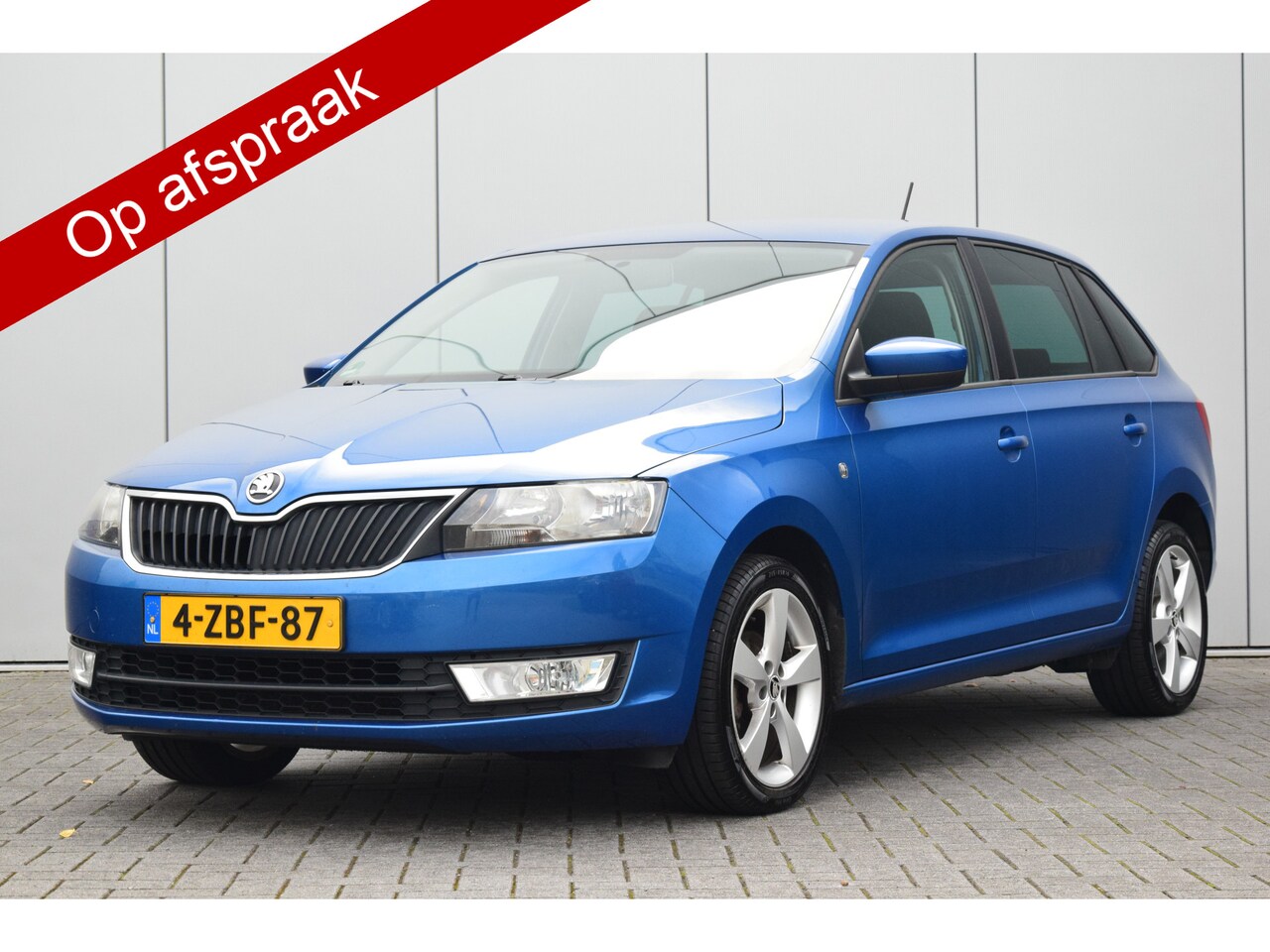 Skoda Rapid Spaceback - 1.2 TSI Greentech Ambition Businessline Priv/Glass Navi Airco Cruise Trekhaak - AutoWereld.nl