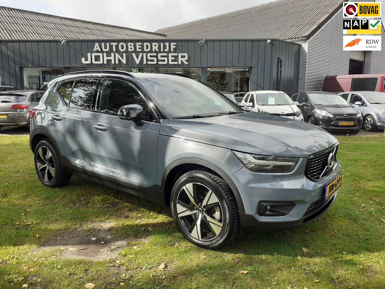Volvo XC40 - 1.5 T4 Recharge Inscription PHEV*Leer*Camera*Panoramadak*Automaat* - AutoWereld.nl