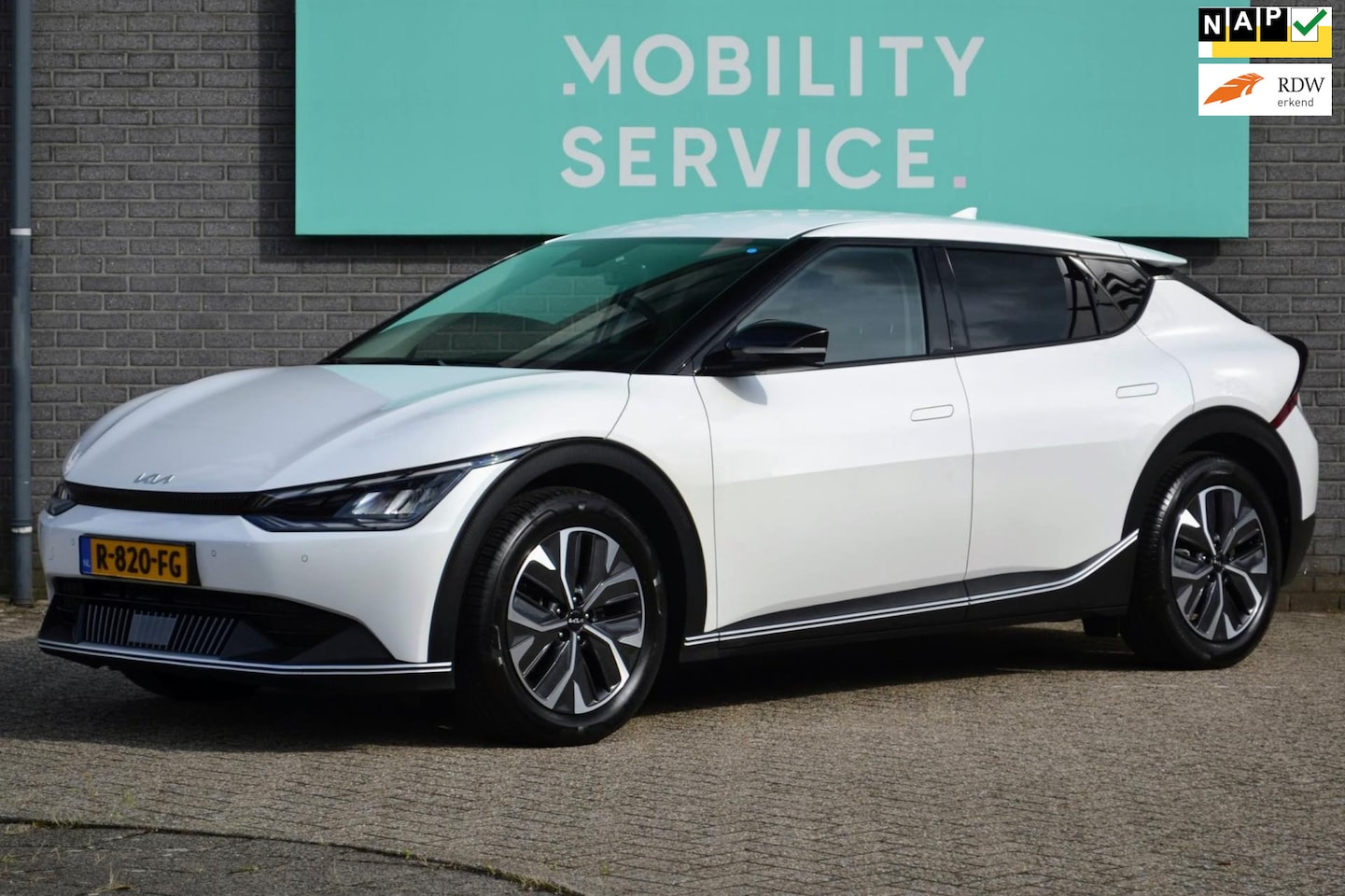 Kia EV6 - Air 58 kWh SOH97% ACC LED CarPlay File ass - AutoWereld.nl