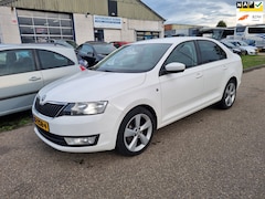 Skoda Rapid - 1.6 TDI Greentech Elegance Clima Navi Bj:2013 NAP