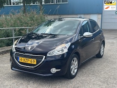 Peugeot 208 - 1.2 PureTech Style20145-deursNaviNAP